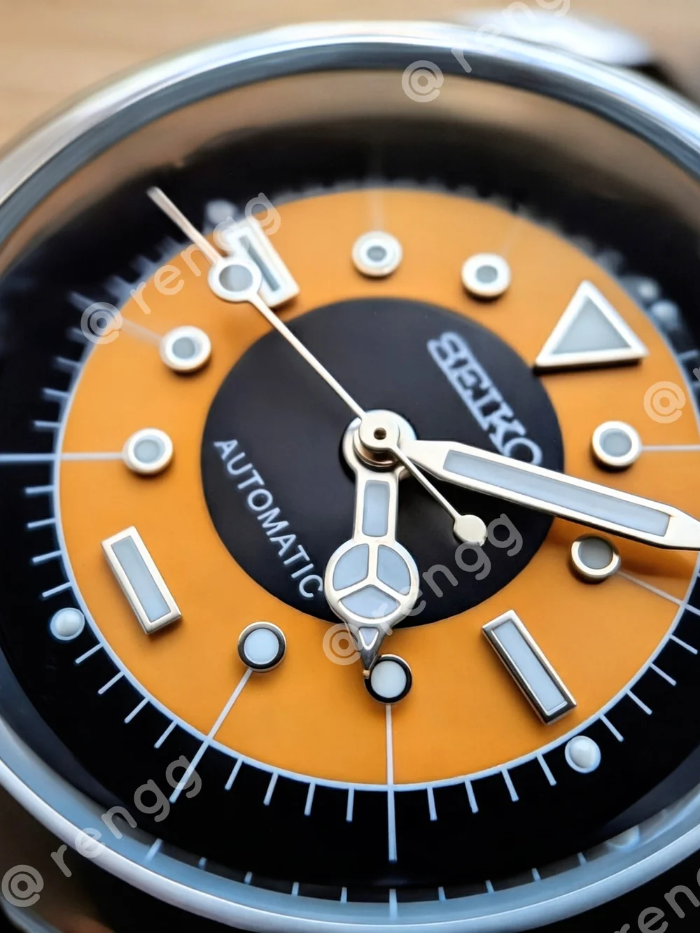 Seiko Orange & Black THE EYE Leather Strap Watch Smooth Sweep Second